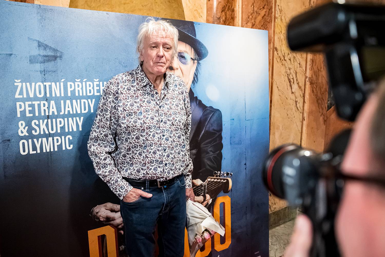 Petr Janda si k narozeninám nadělil dokument Django, slavnostně ho uvedl v Lucerně v Praze