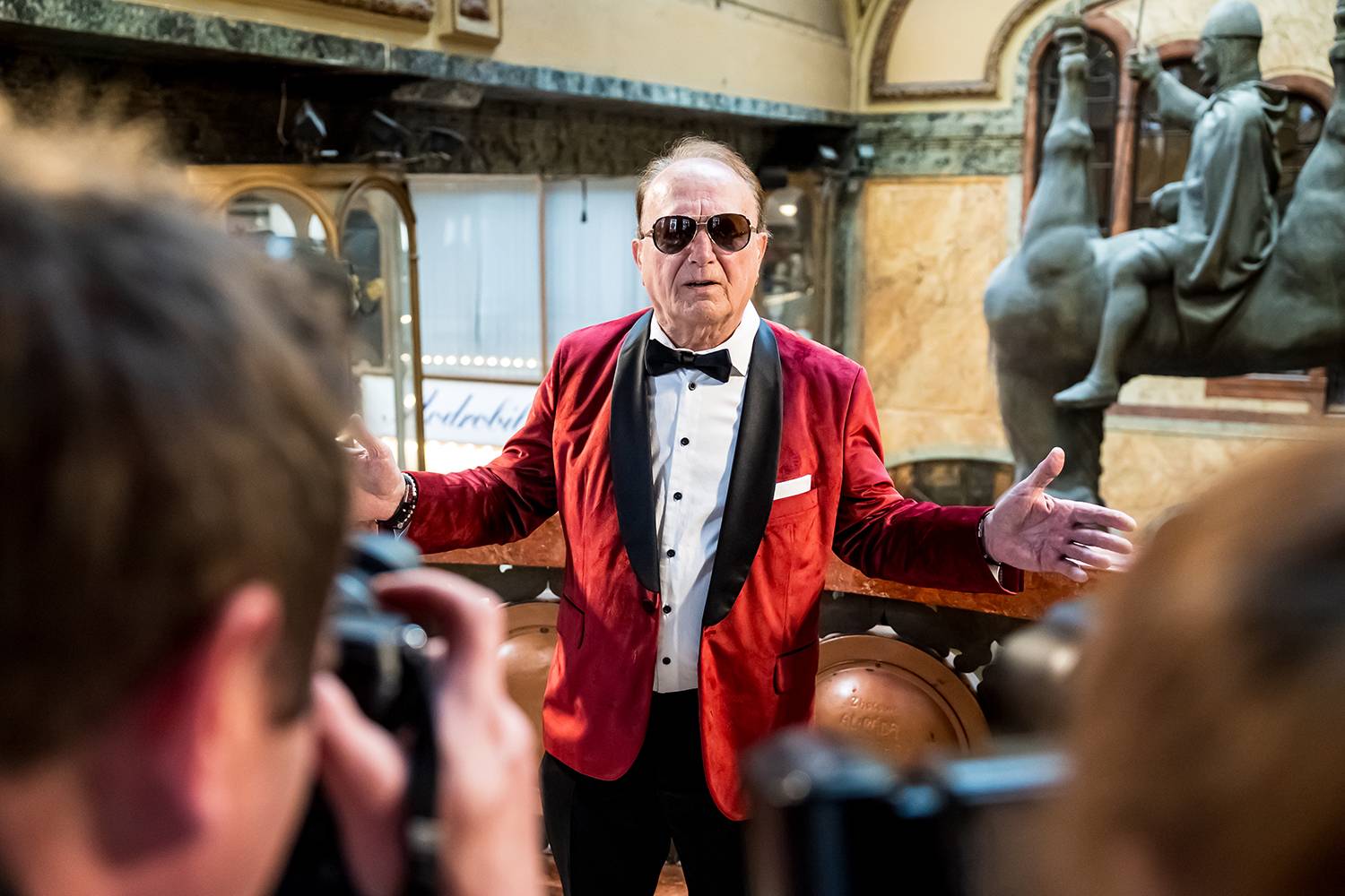 Petr Janda si k narozeninám nadělil dokument Django, slavnostně ho uvedl v Lucerně v Praze