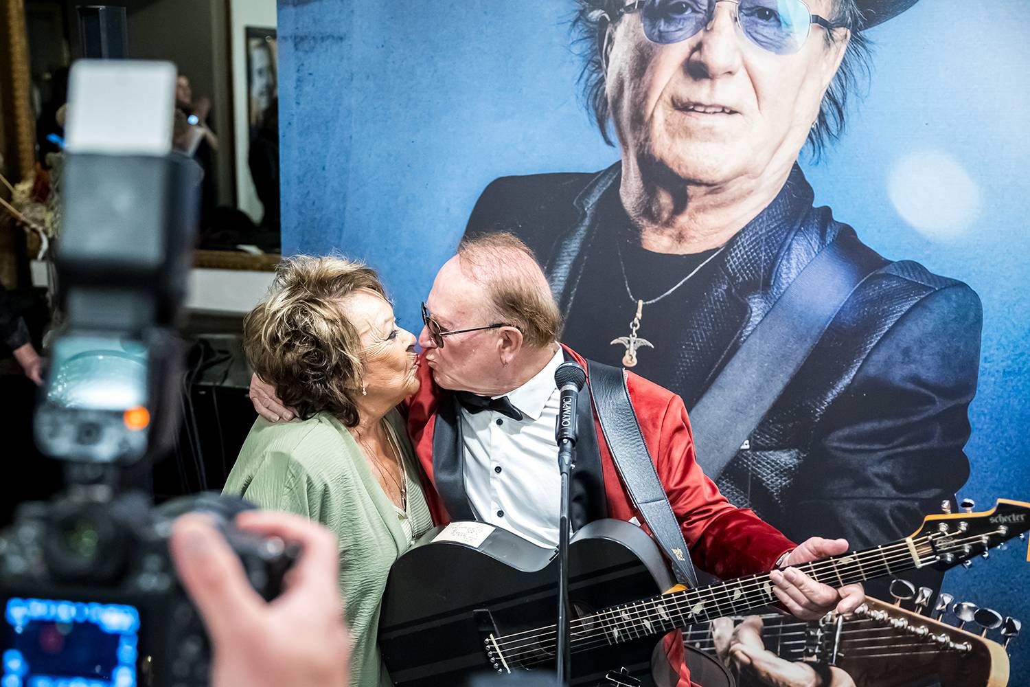 Petr Janda si k narozeninám nadělil dokument Django, slavnostně ho uvedl v Lucerně v Praze