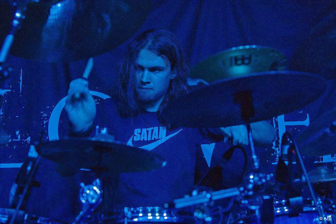 Metalisté měli žně. V Plzni zahráli finští Slow Fall, doprovodili je Sukkhu a Jakub Bayer