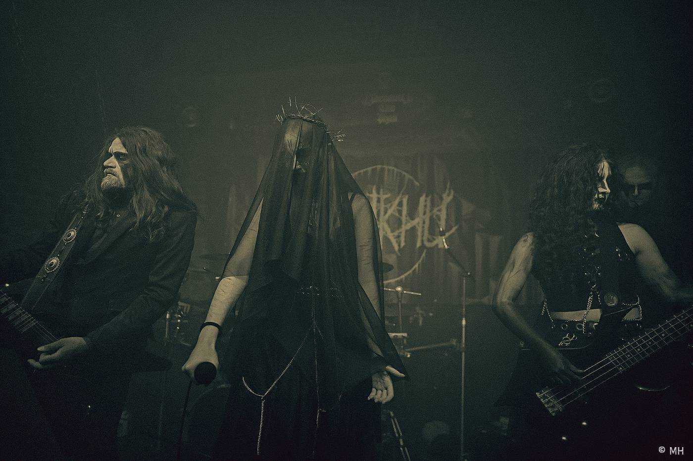 Metalisté měli žně. V Plzni zahráli finští Slow Fall, doprovodili je Sukkhu a Jakub Bayer