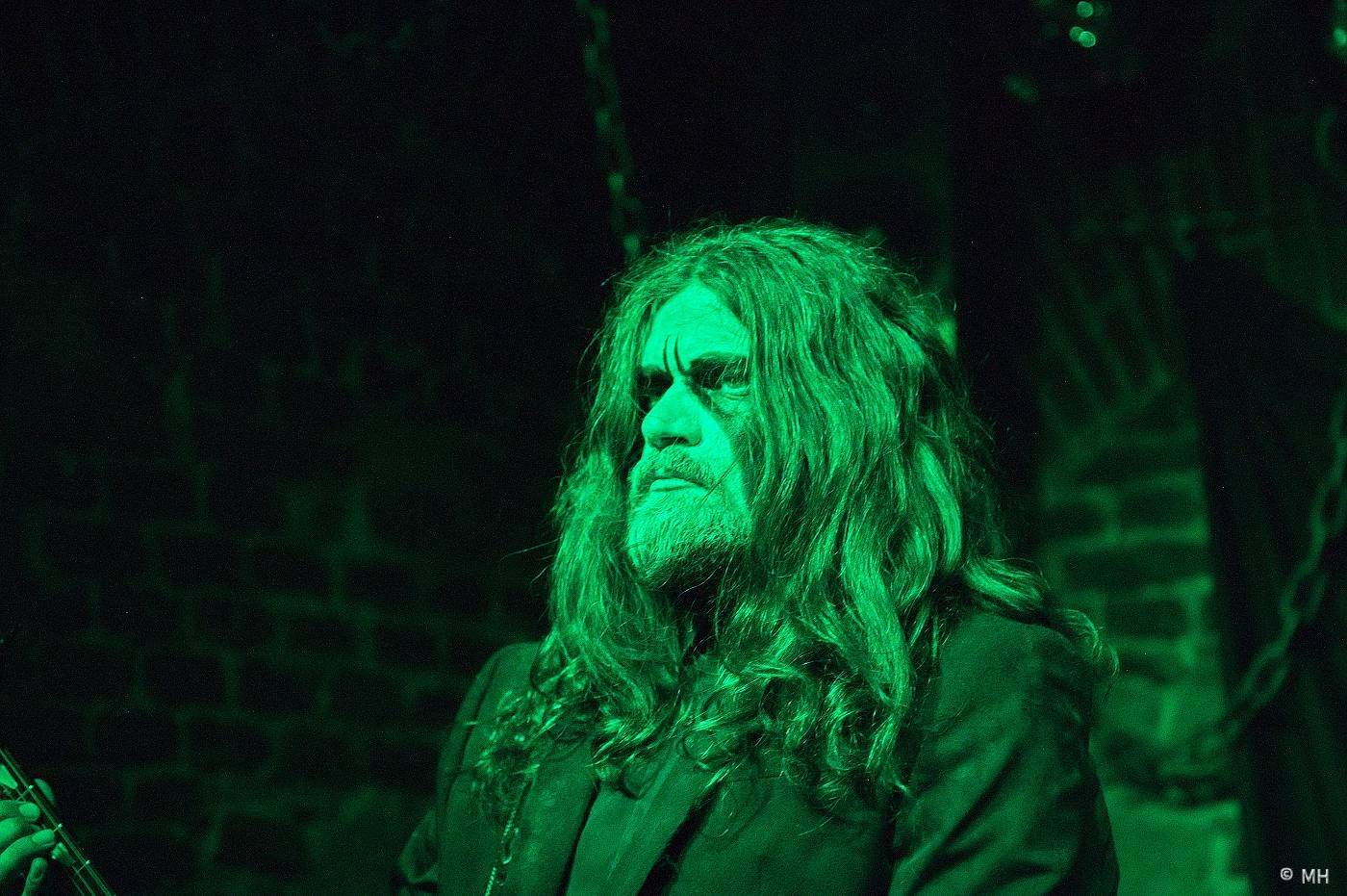 Metalisté měli žně. V Plzni zahráli finští Slow Fall, doprovodili je Sukkhu a Jakub Bayer