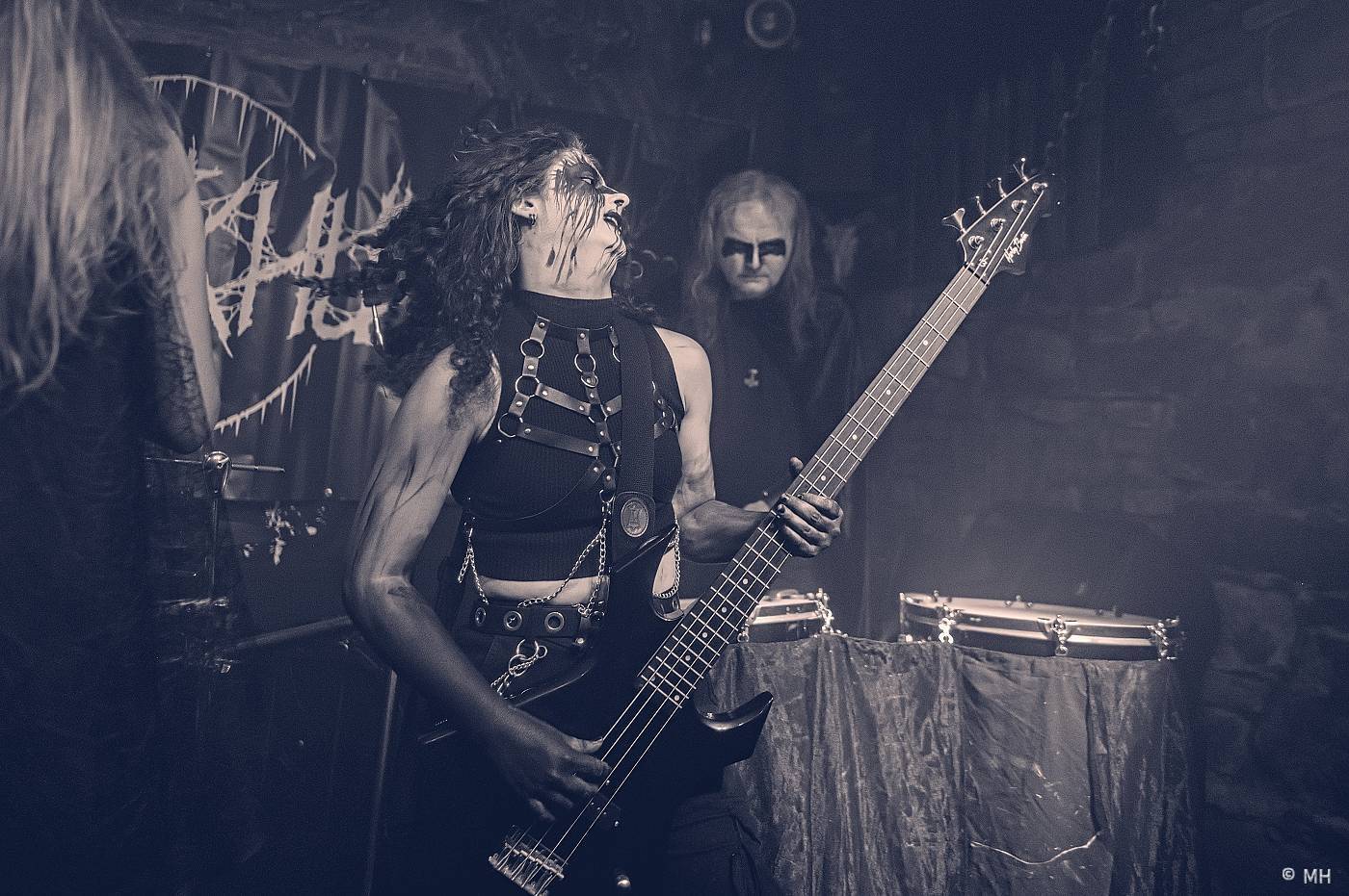 Metalisté měli žně. V Plzni zahráli finští Slow Fall, doprovodili je Sukkhu a Jakub Bayer