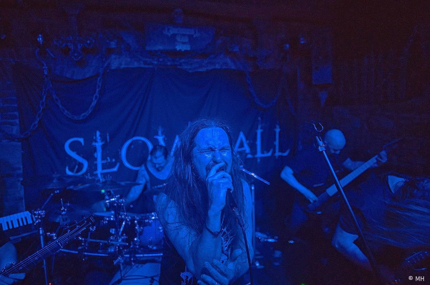 Metalisté měli žně. V Plzni zahráli finští Slow Fall, doprovodili je Sukkhu a Jakub Bayer