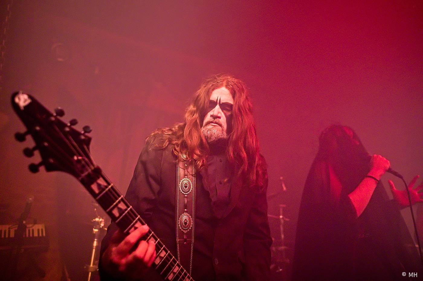 Metalisté měli žně. V Plzni zahráli finští Slow Fall, doprovodili je Sukkhu a Jakub Bayer