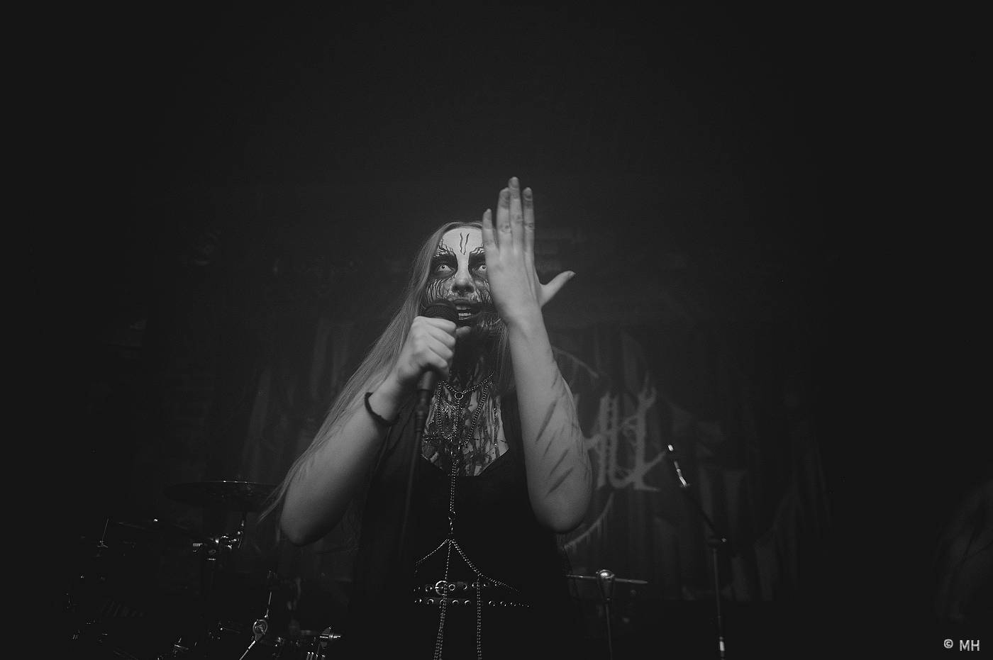 Metalisté měli žně. V Plzni zahráli finští Slow Fall, doprovodili je Sukkhu a Jakub Bayer