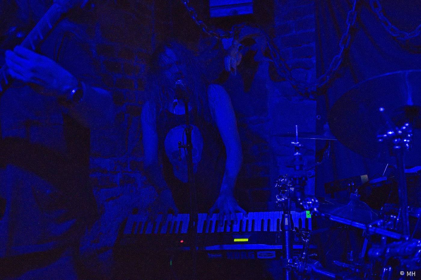 Metalisté měli žně. V Plzni zahráli finští Slow Fall, doprovodili je Sukkhu a Jakub Bayer