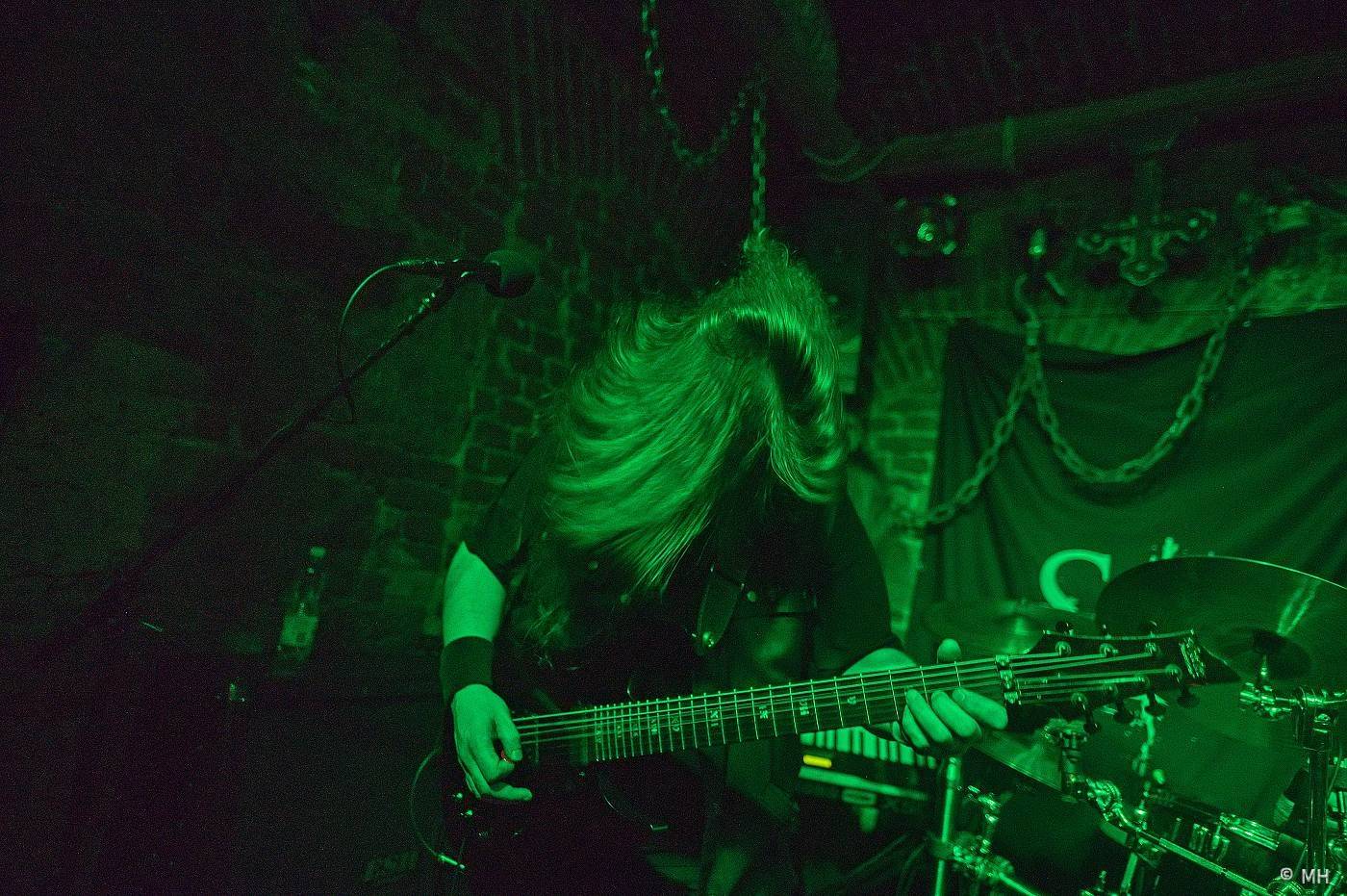 Metalisté měli žně. V Plzni zahráli finští Slow Fall, doprovodili je Sukkhu a Jakub Bayer