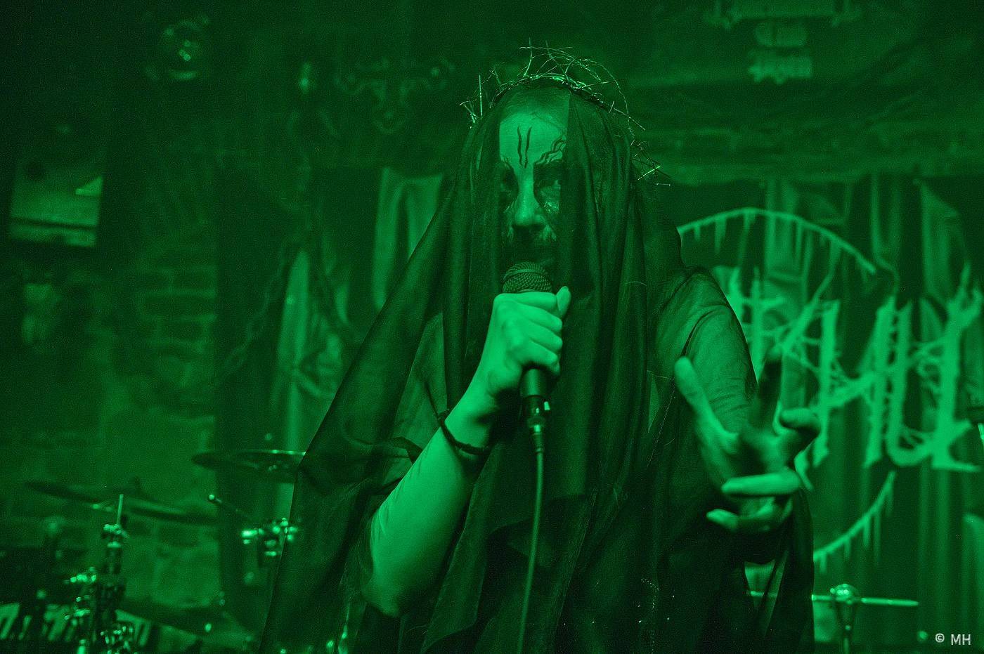 Metalisté měli žně. V Plzni zahráli finští Slow Fall, doprovodili je Sukkhu a Jakub Bayer