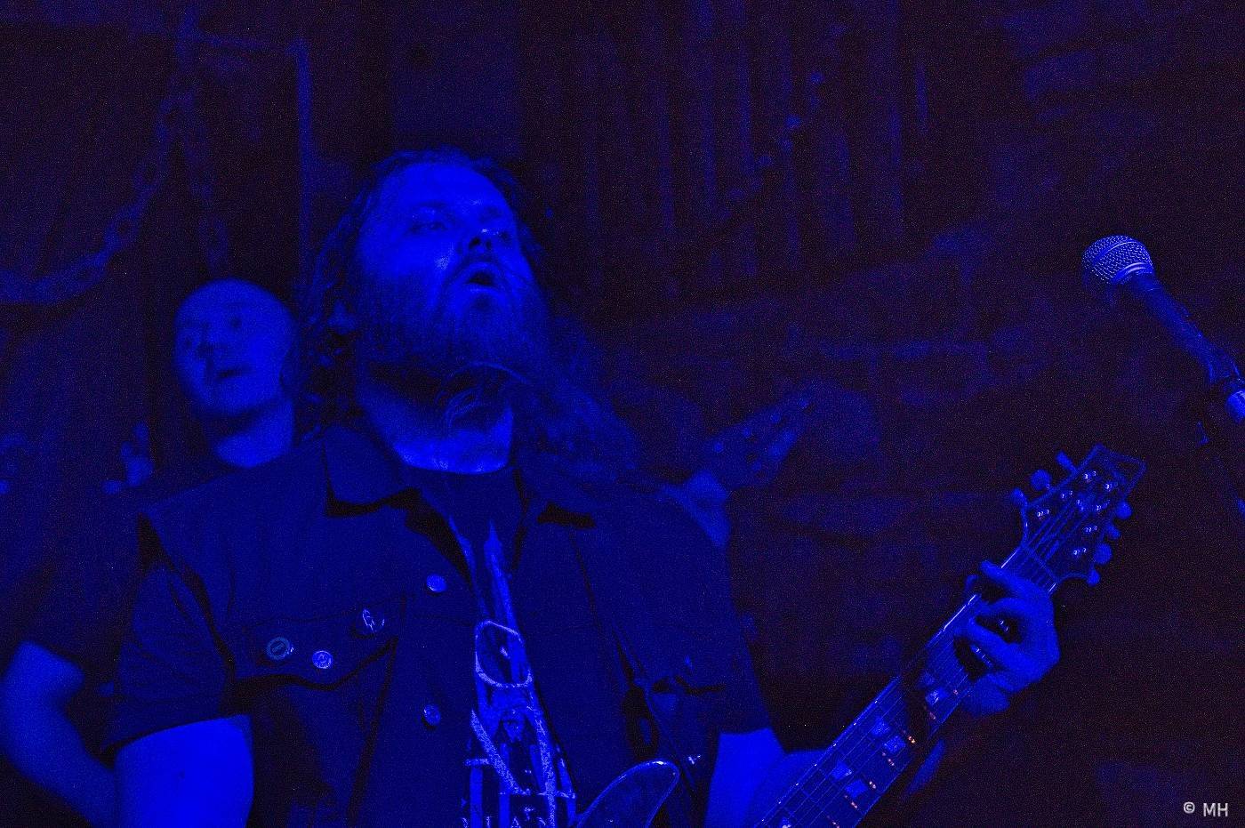 Metalisté měli žně. V Plzni zahráli finští Slow Fall, doprovodili je Sukkhu a Jakub Bayer