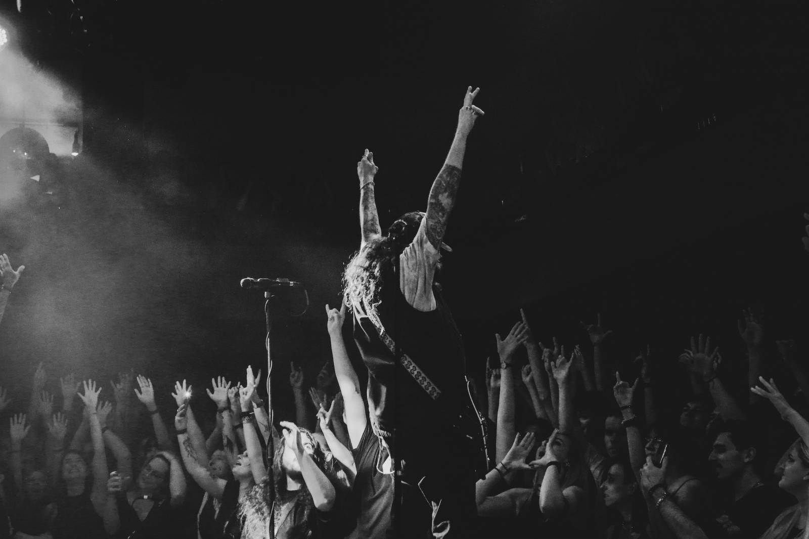 Prvomájové saunování aneb jak LANDMVRKS vyprodali Lucerna Music Bar