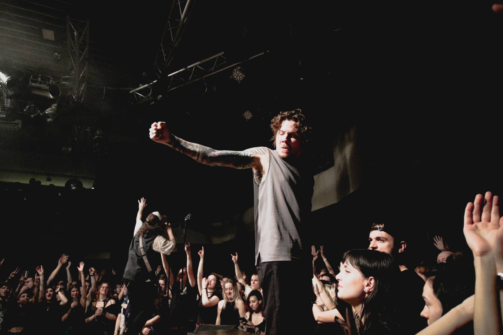 Prvomájové saunování aneb jak LANDMVRKS vyprodali Lucerna Music Bar