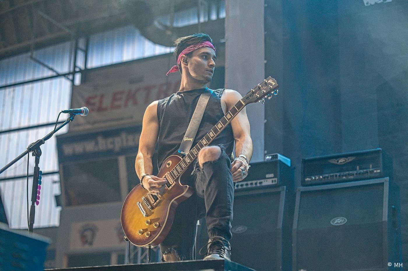 Škwor zůstává Sobě věrnej. V Plzni představil nové album, přehrál i největší hity