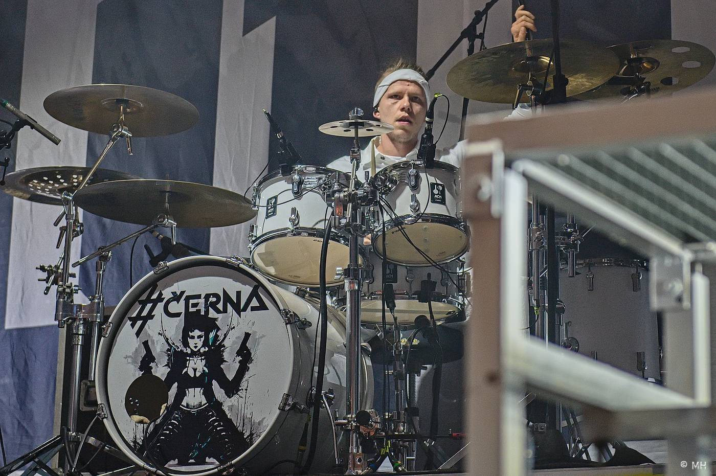 Škwor zůstává Sobě věrnej. V Plzni představil nové album, přehrál i největší hity