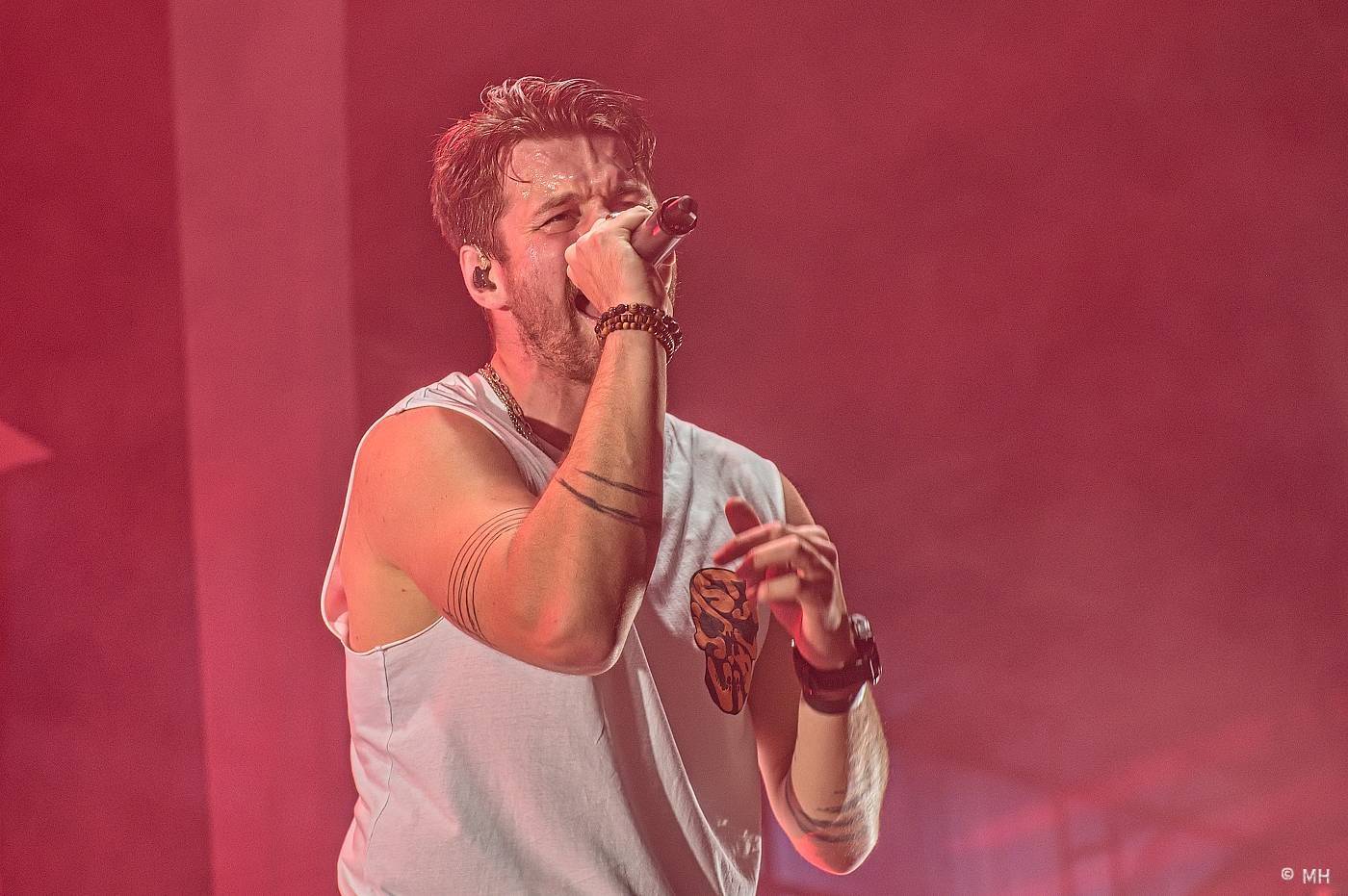 Škwor zůstává Sobě věrnej. V Plzni představil nové album, přehrál i největší hity