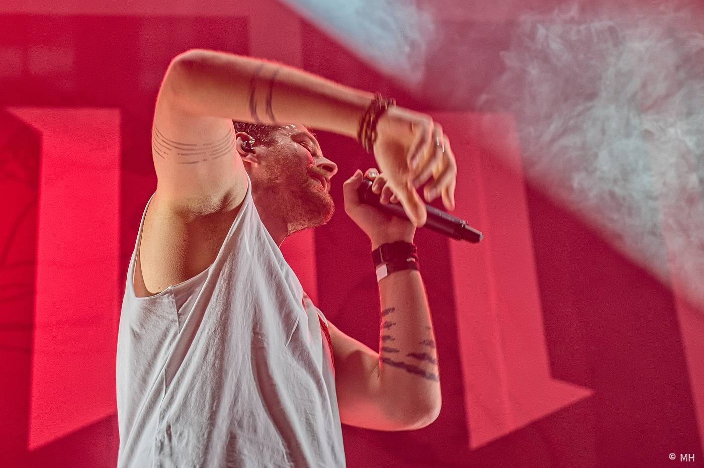 Škwor zůstává Sobě věrnej. V Plzni představil nové album, přehrál i největší hity