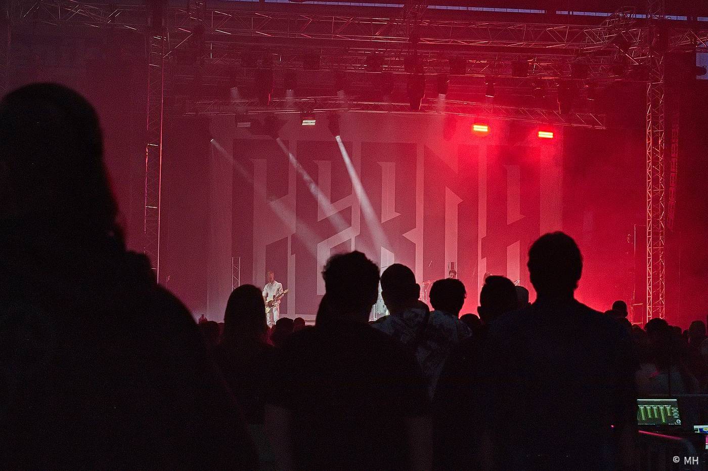 Škwor zůstává Sobě věrnej. V Plzni představil nové album, přehrál i největší hity