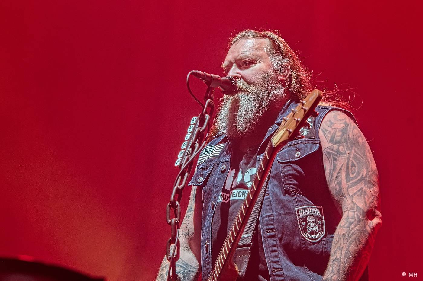 Škwor zůstává Sobě věrnej. V Plzni představil nové album, přehrál i největší hity