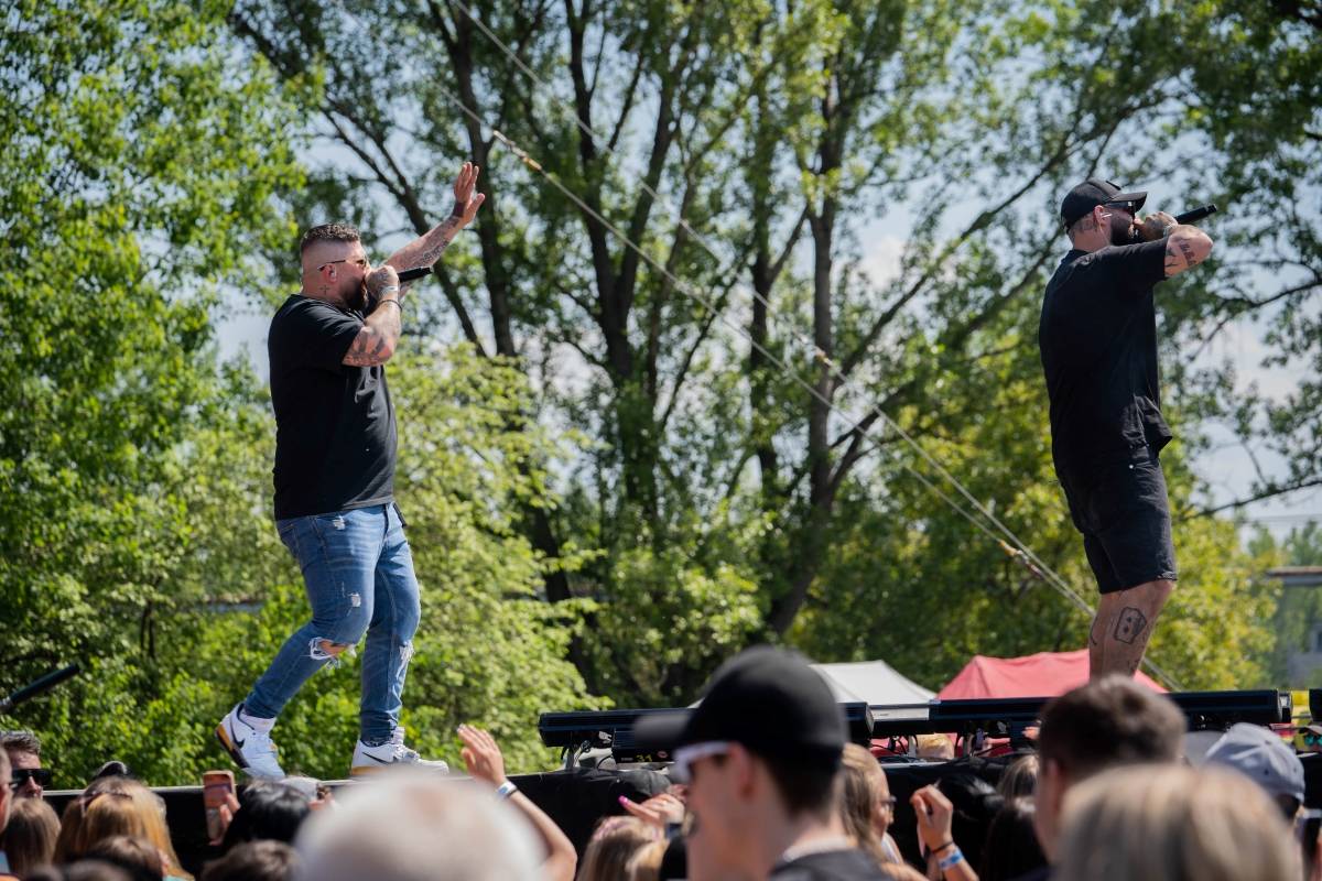 Ostravský Majáles rozezpívali Ewa Farna, Calin, Sofian Medjmedj i Mikolas