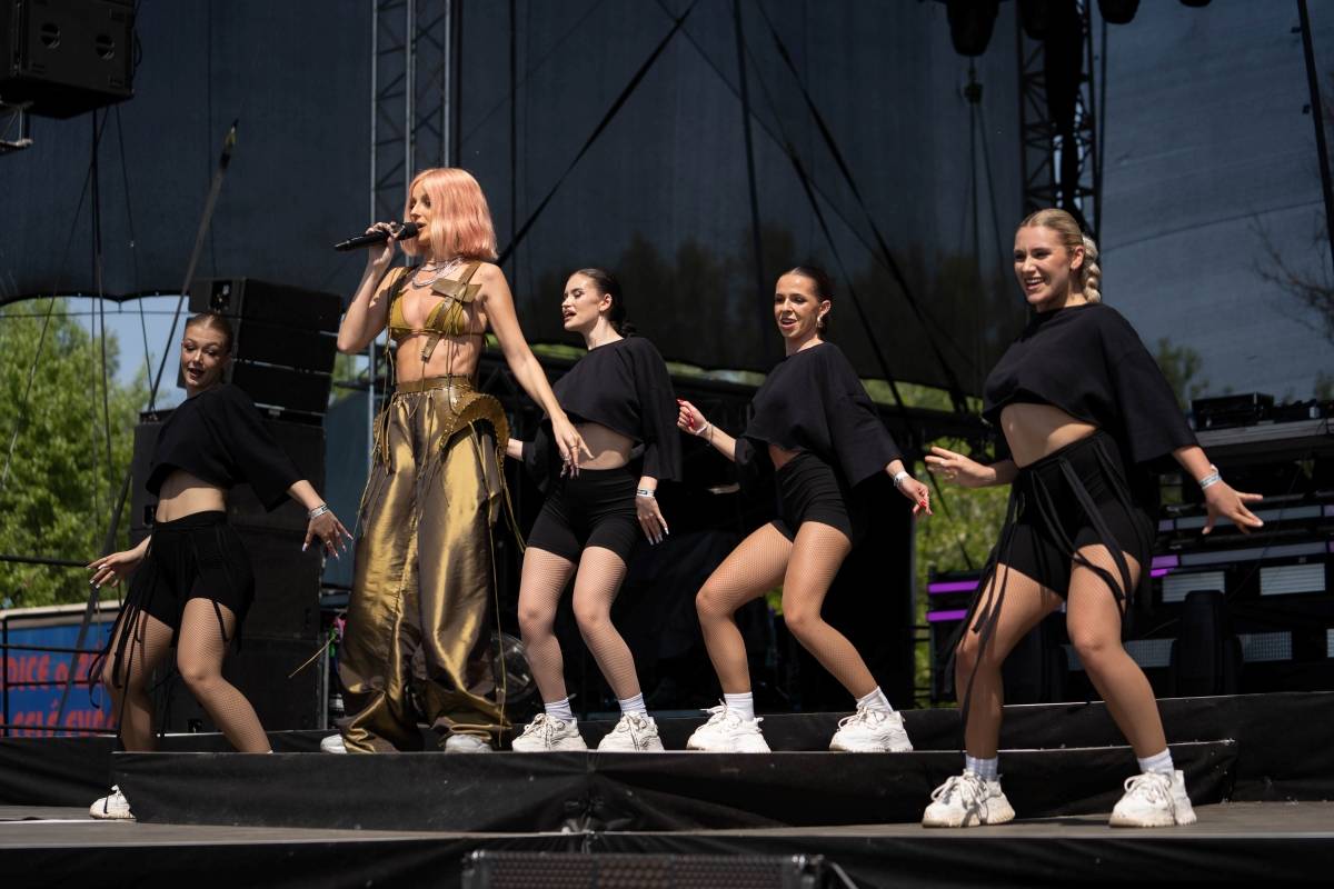 Ostravský Majáles rozezpívali Ewa Farna, Calin, Sofian Medjmedj i Mikolas