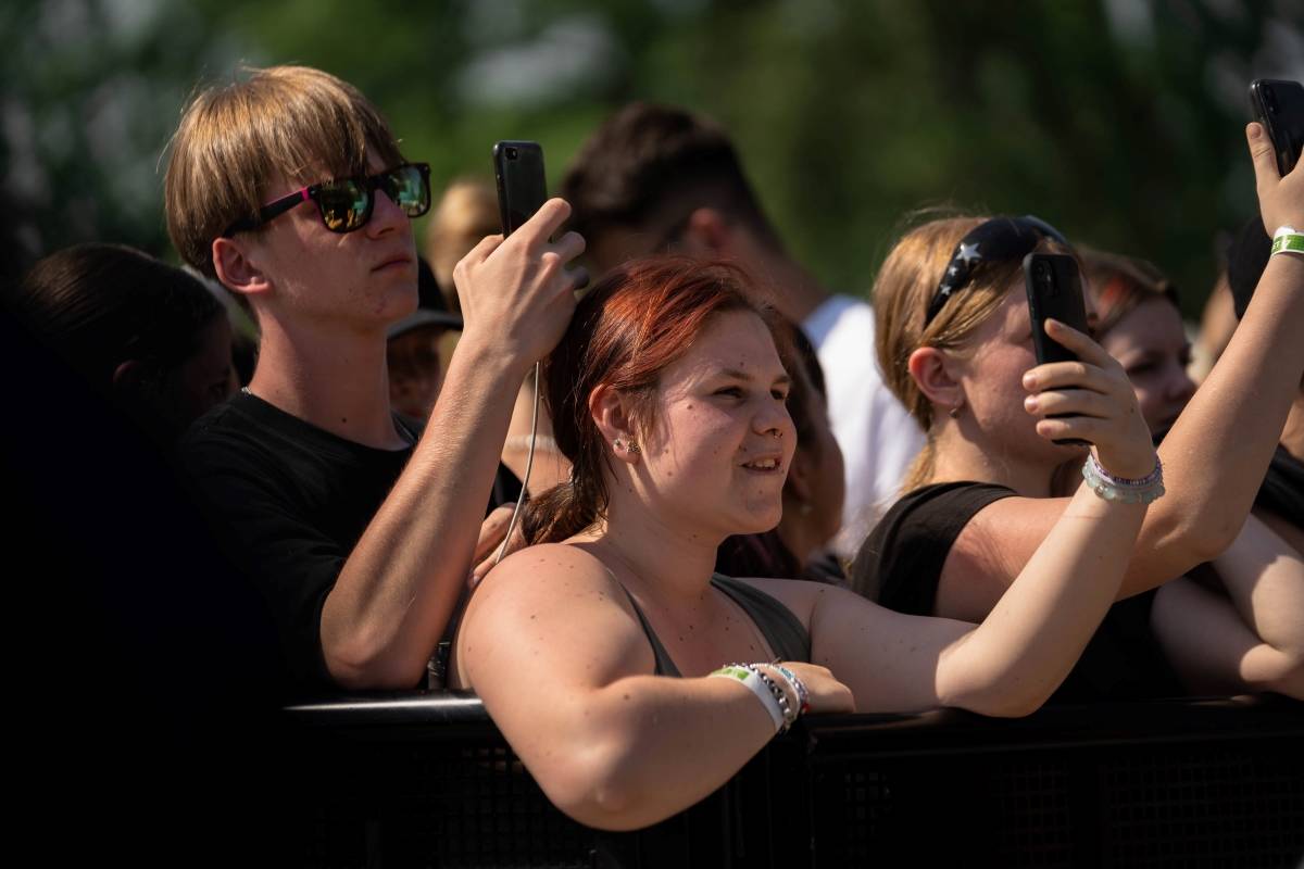 Ostravský Majáles rozezpívali Ewa Farna, Calin, Sofian Medjmedj i Mikolas