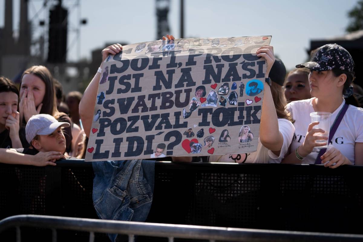 Ostravský Majáles rozezpívali Ewa Farna, Calin, Sofian Medjmedj i Mikolas