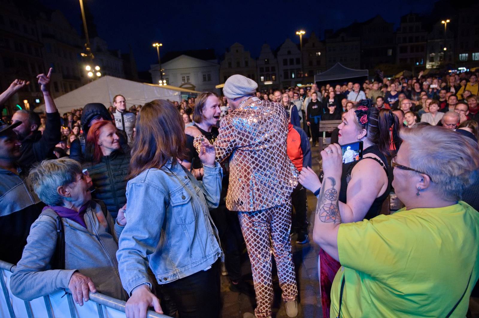 Svobodu v Plzni oslavovali O5 a Radeček i Kateřina Marie Tichá 