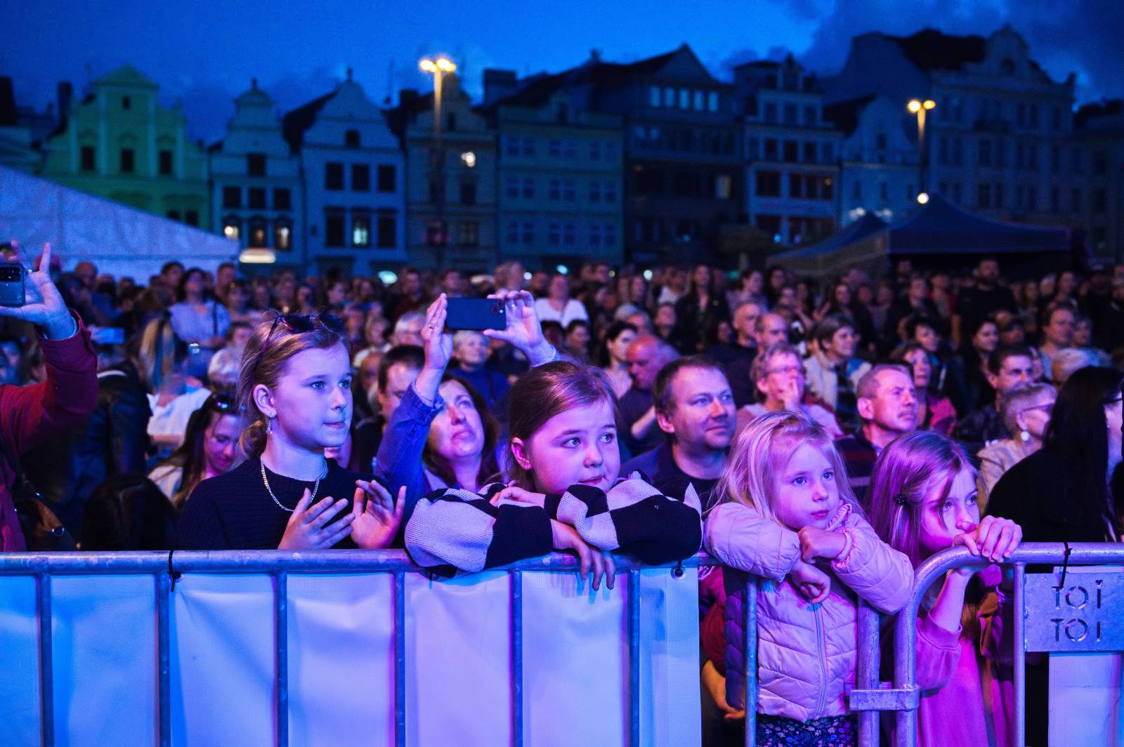 Svobodu v Plzni oslavovali O5 a Radeček i Kateřina Marie Tichá 