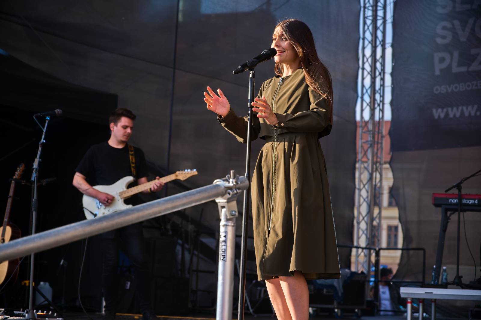 Svobodu v Plzni oslavovali O5 a Radeček i Kateřina Marie Tichá 