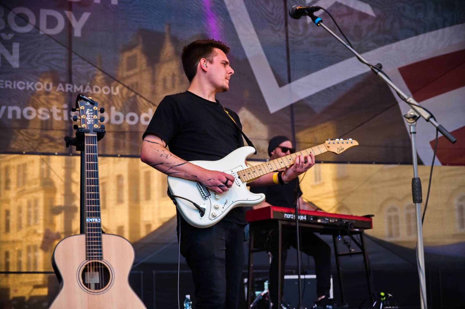 Svobodu v Plzni oslavovali O5 a Radeček i Kateřina Marie Tichá 