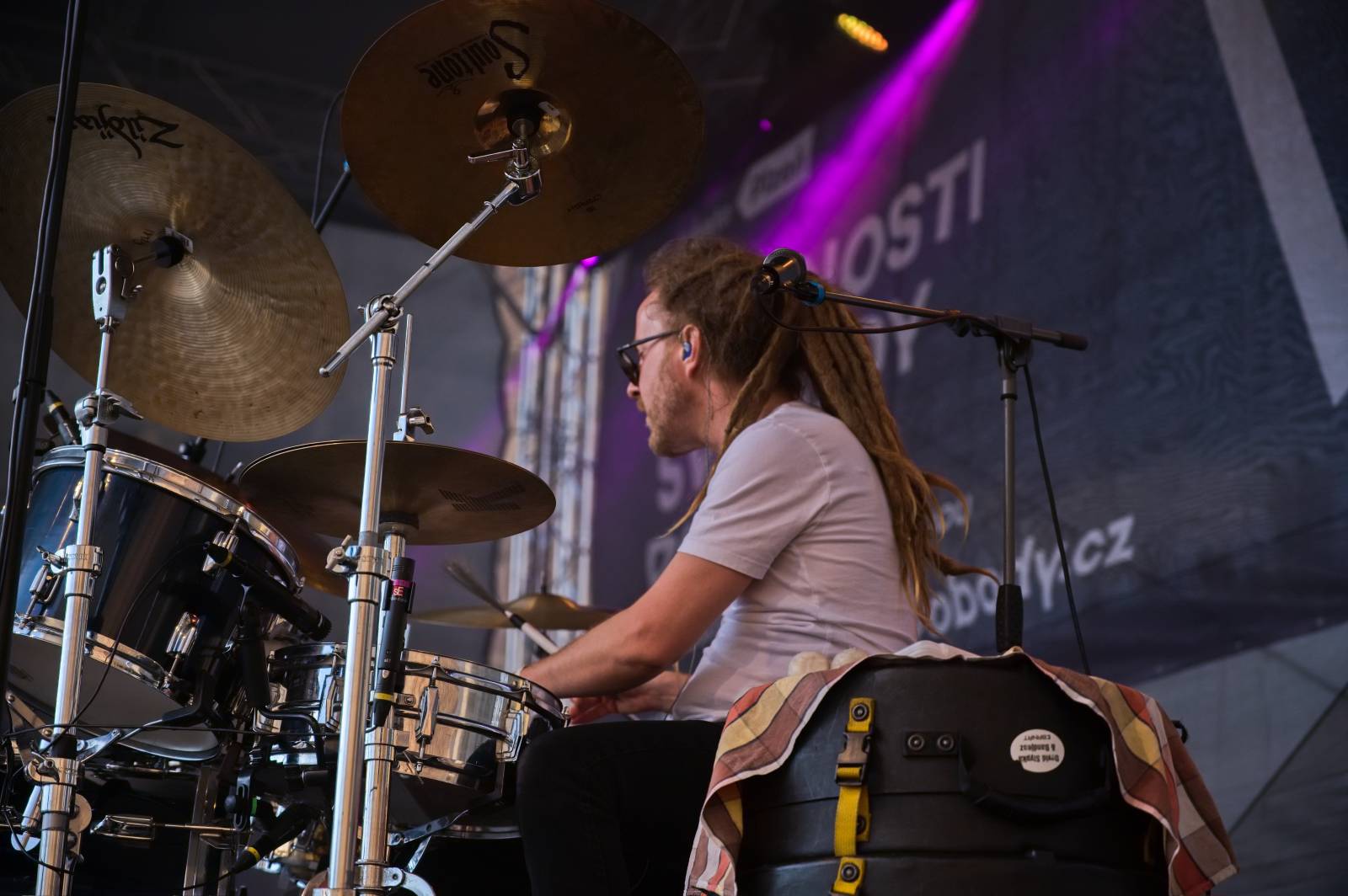 Svobodu v Plzni oslavovali O5 a Radeček i Kateřina Marie Tichá 