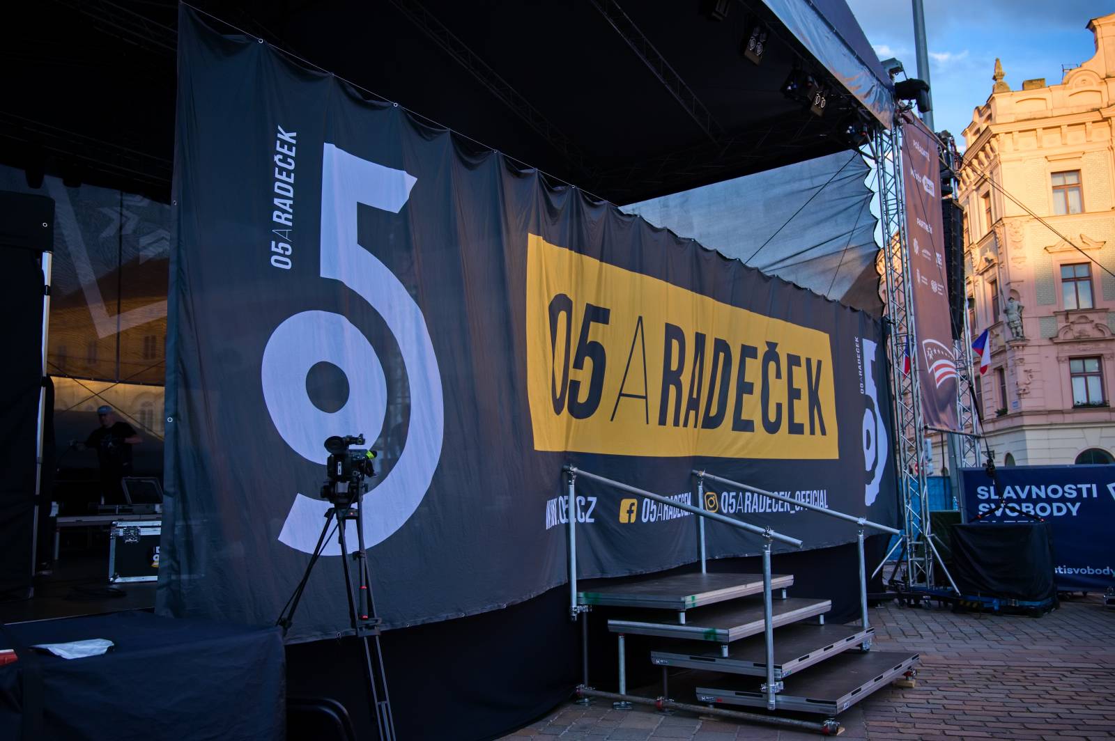 Svobodu v Plzni oslavovali O5 a Radeček i Kateřina Marie Tichá 