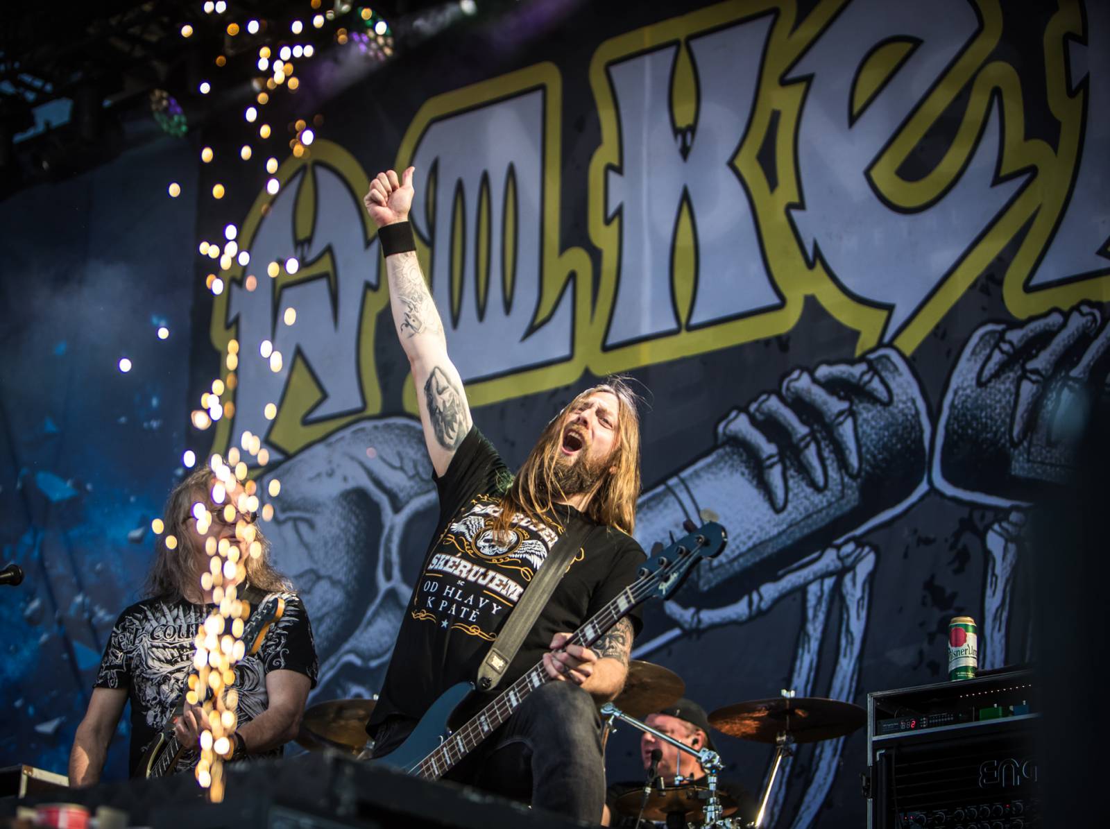 Monster Meeting odstartoval letošní šňůru. V Plzni hráli Dymytry, Arakain, Alkehol nebo Traktor