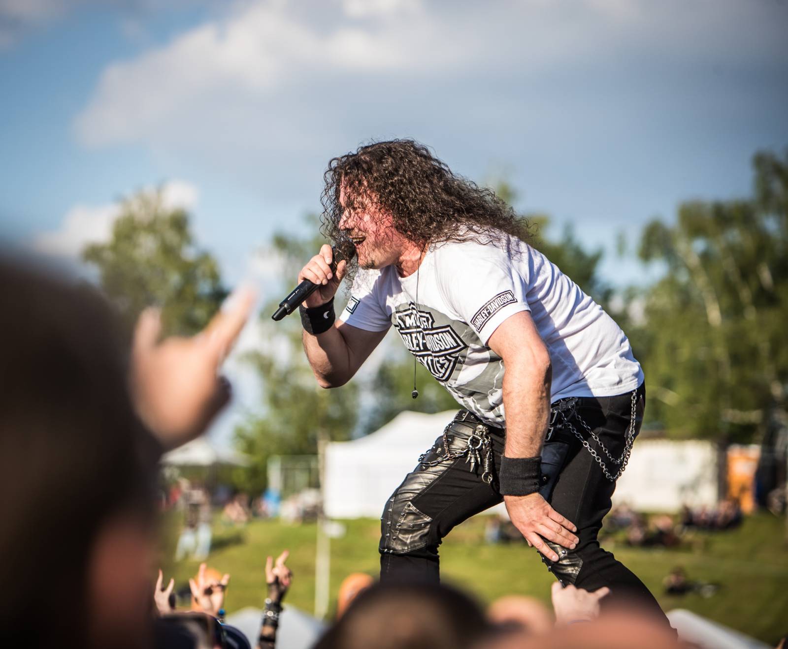 Monster Meeting odstartoval letošní šňůru. V Plzni hráli Dymytry, Arakain, Alkehol nebo Traktor