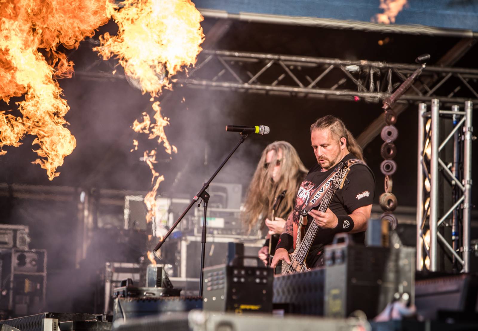 Monster Meeting odstartoval letošní šňůru. V Plzni hráli Dymytry, Arakain, Alkehol nebo Traktor