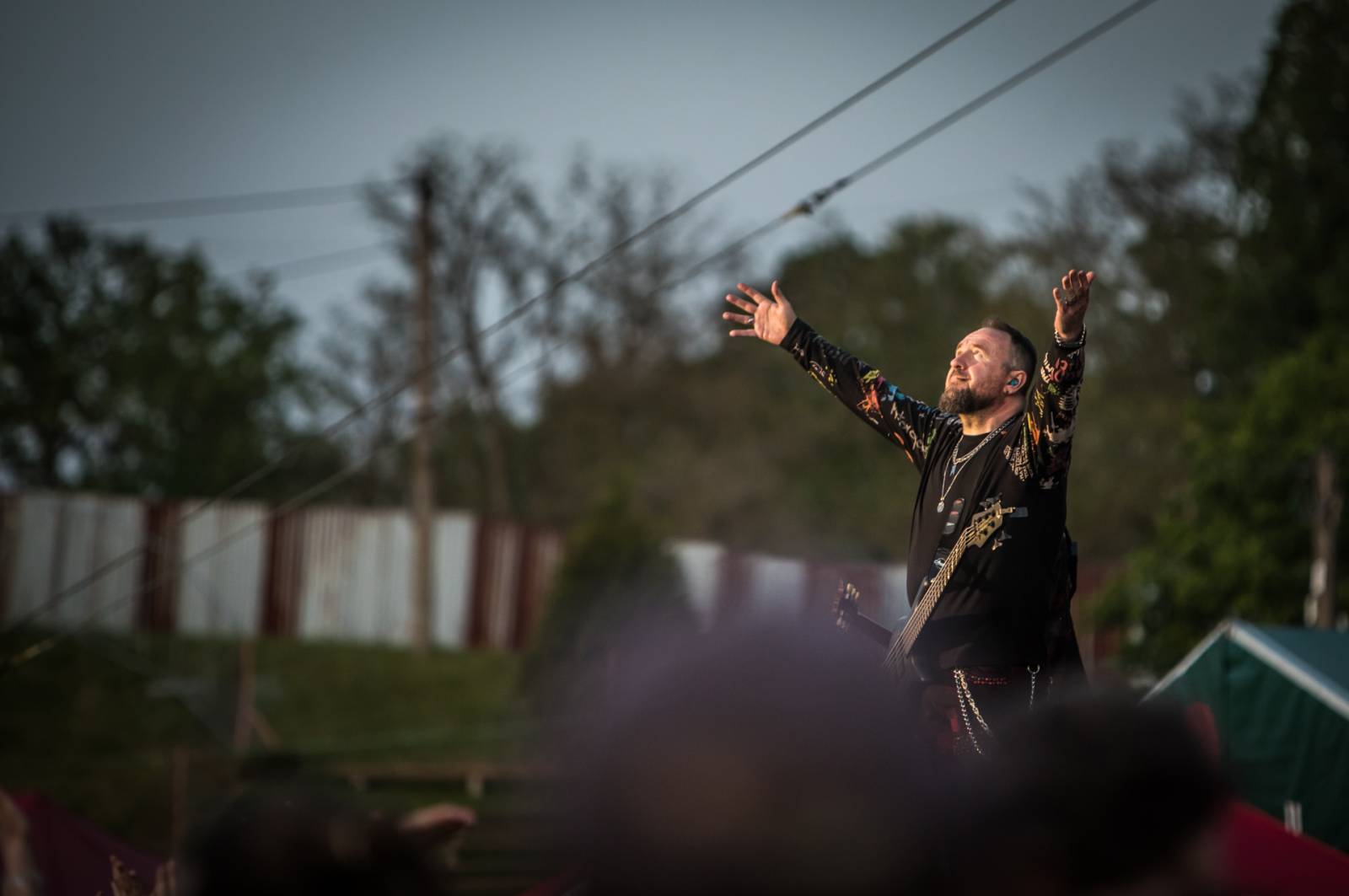 Monster Meeting odstartoval letošní šňůru. V Plzni hráli Dymytry, Arakain, Alkehol nebo Traktor