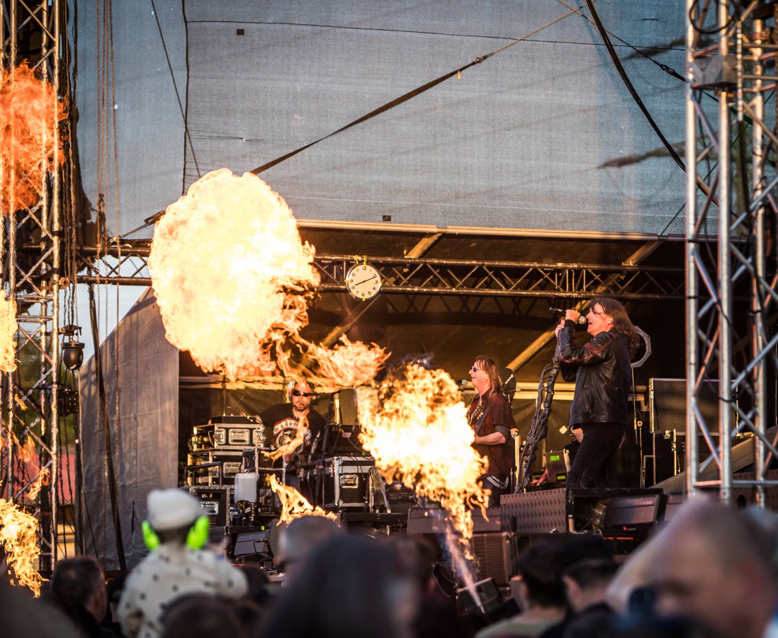 Monster Meeting odstartoval letošní šňůru. V Plzni hráli Dymytry, Arakain, Alkehol nebo Traktor