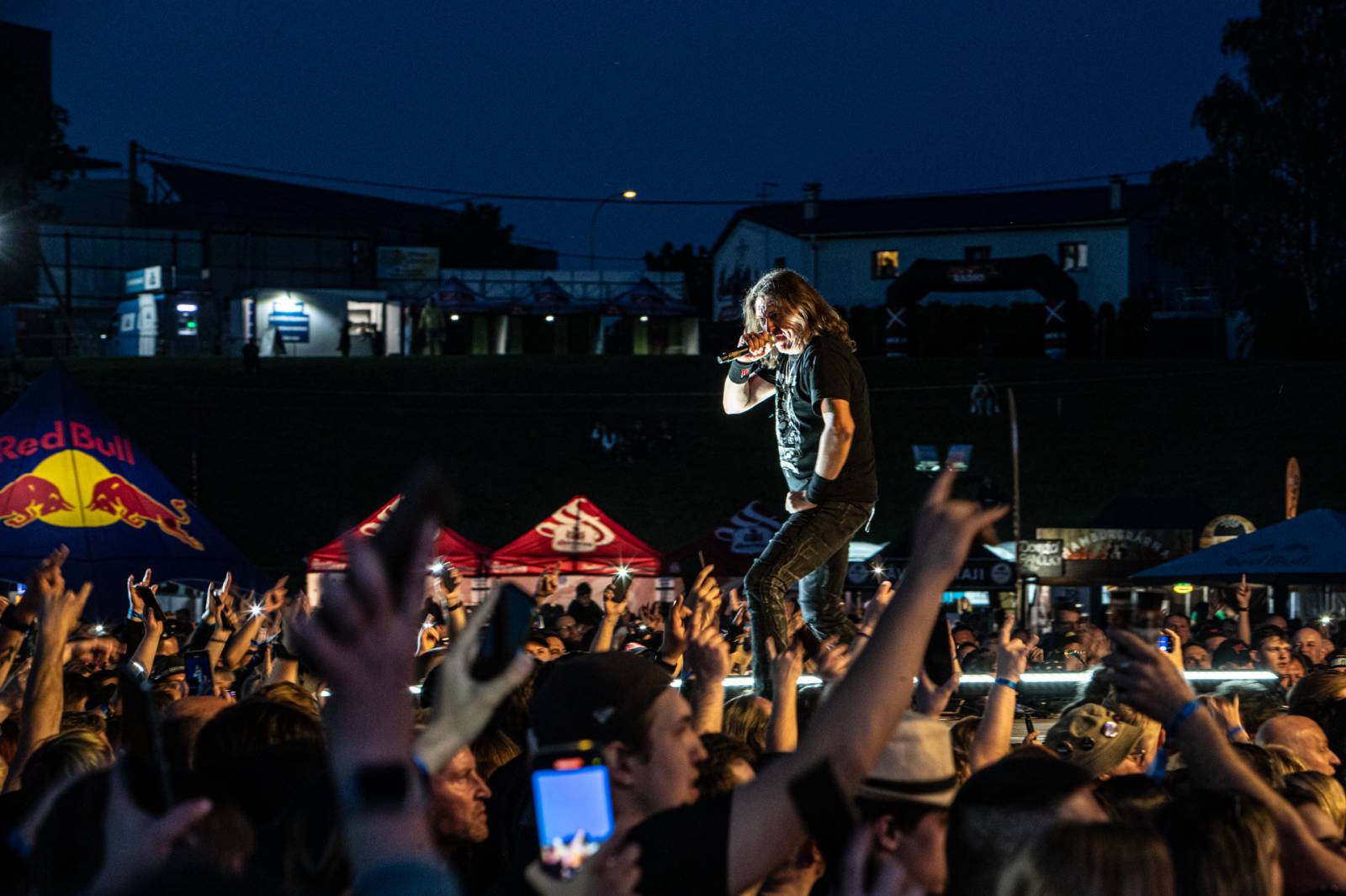 Monster Meeting odstartoval letošní šňůru. V Plzni hráli Dymytry, Arakain, Alkehol nebo Traktor