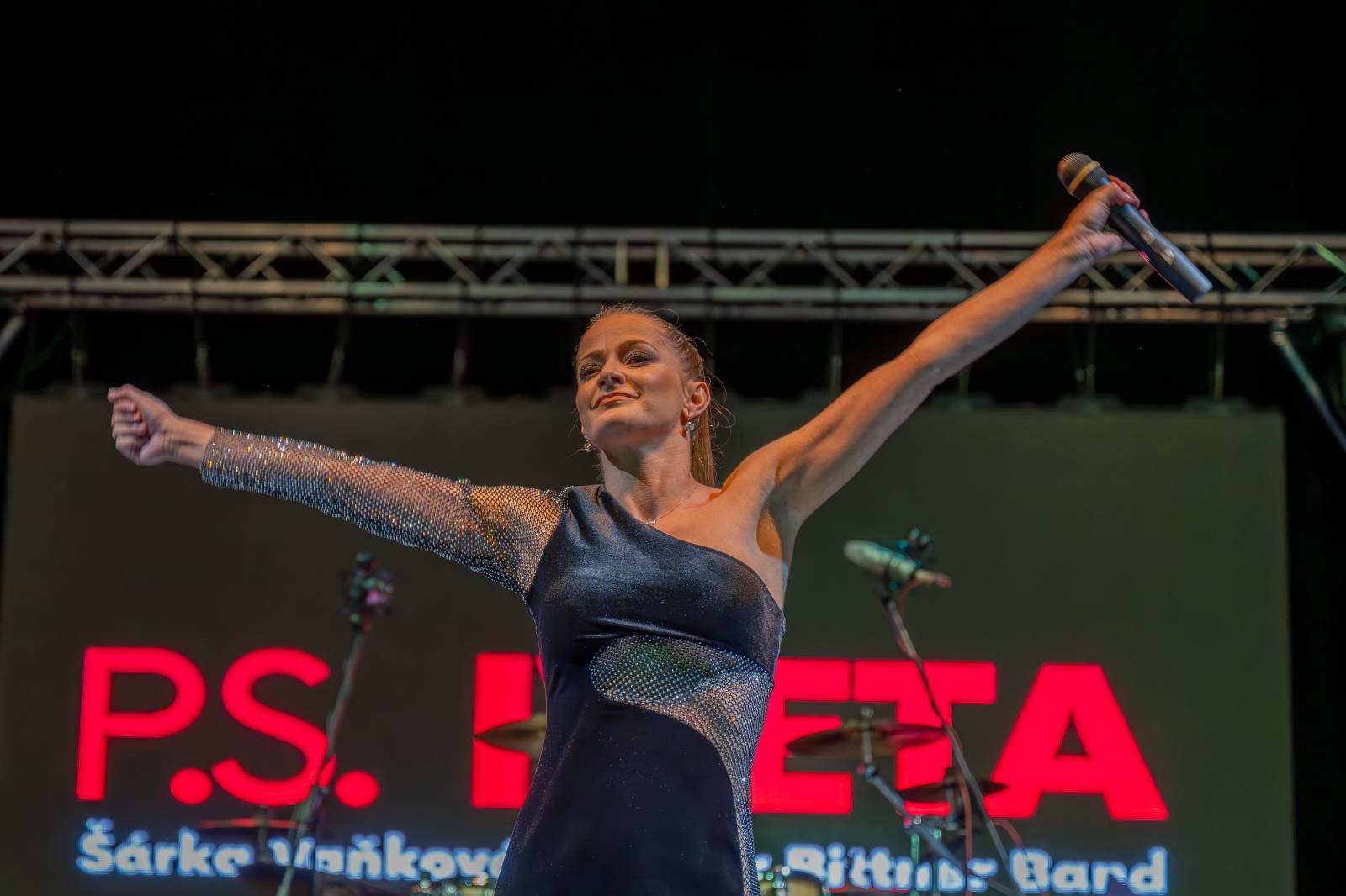 Královna diskoték Sandra znovu ohromila Prahu. V Kongresovém centru přehrála své zásadní hity