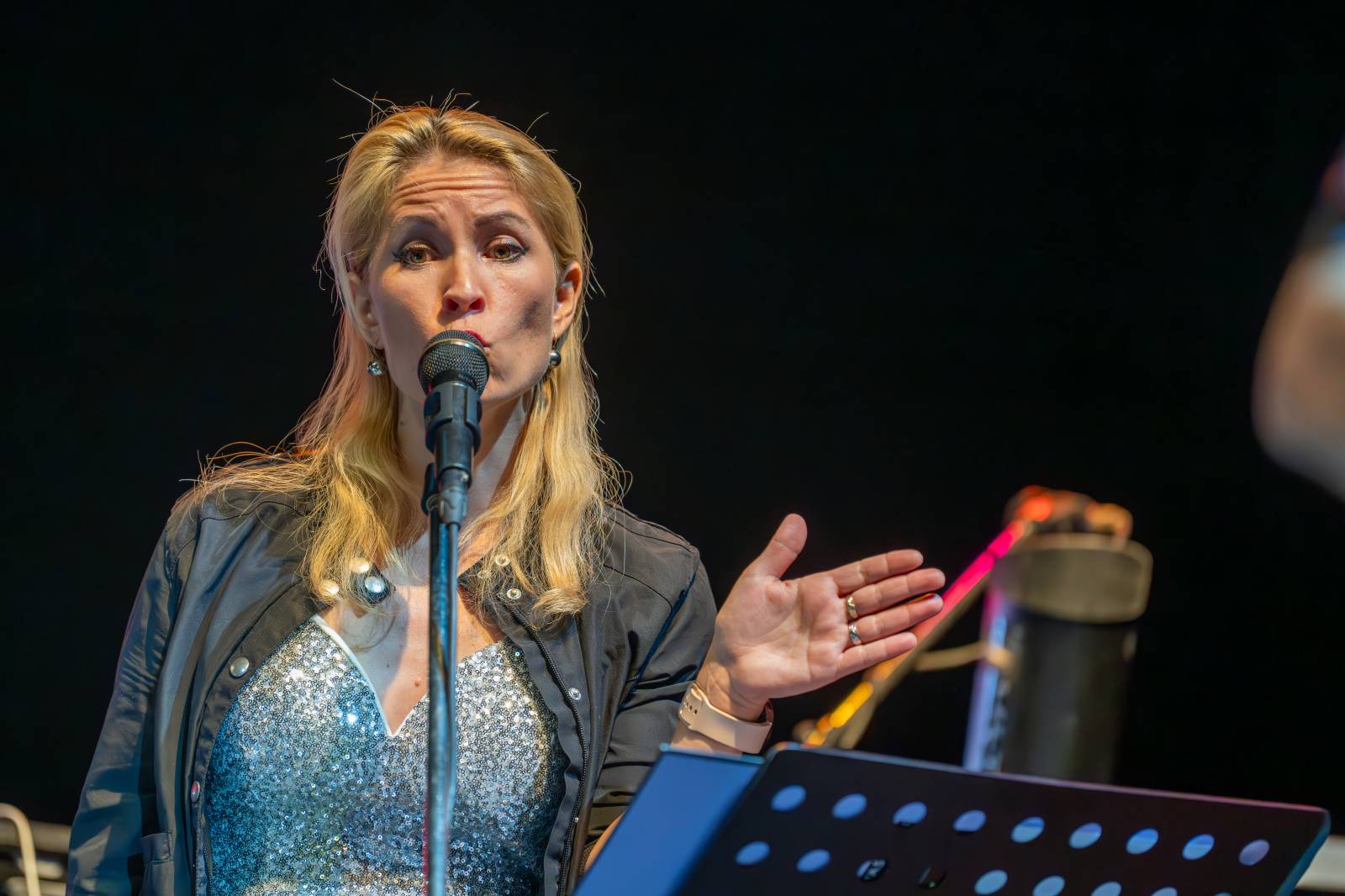 Královna diskoték Sandra znovu ohromila Prahu. V Kongresovém centru přehrála své zásadní hity