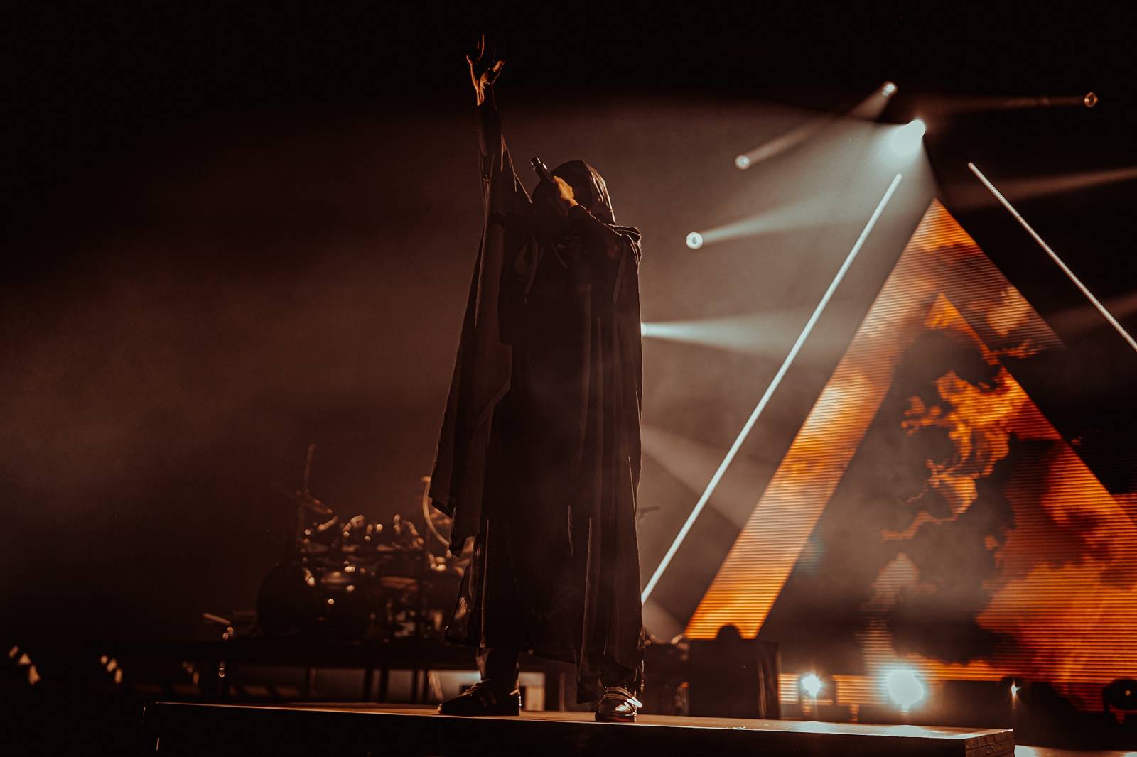 Jareda Leta svlékaly fanynky očima. Thirty Seconds To Mars se po šesti letech vrátili do Prahy