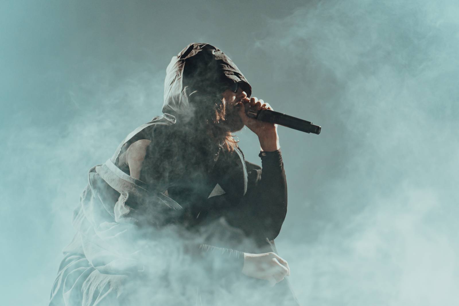 Jareda Leta svlékaly fanynky očima. Thirty Seconds To Mars se po šesti letech vrátili do Prahy