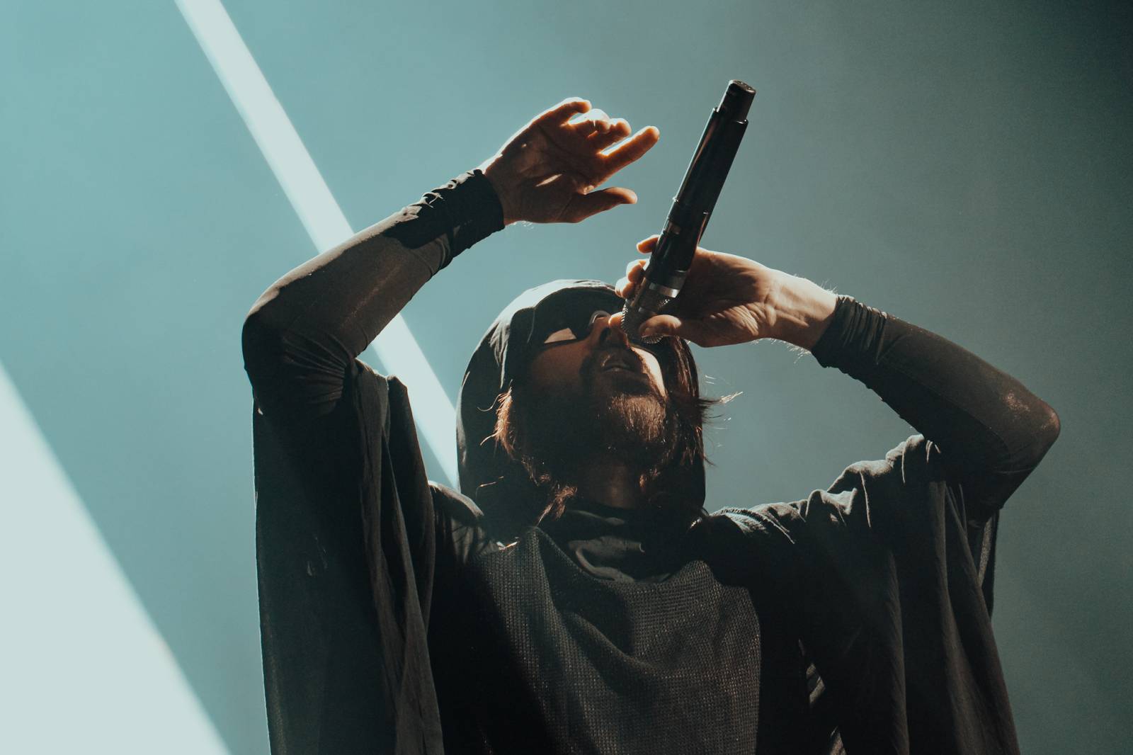 Jareda Leta svlékaly fanynky očima. Thirty Seconds To Mars se po šesti letech vrátili do Prahy