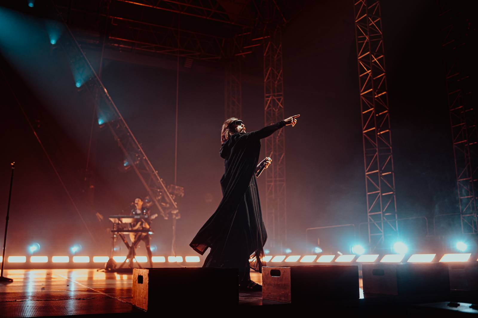 Jareda Leta svlékaly fanynky očima. Thirty Seconds To Mars se po šesti letech vrátili do Prahy