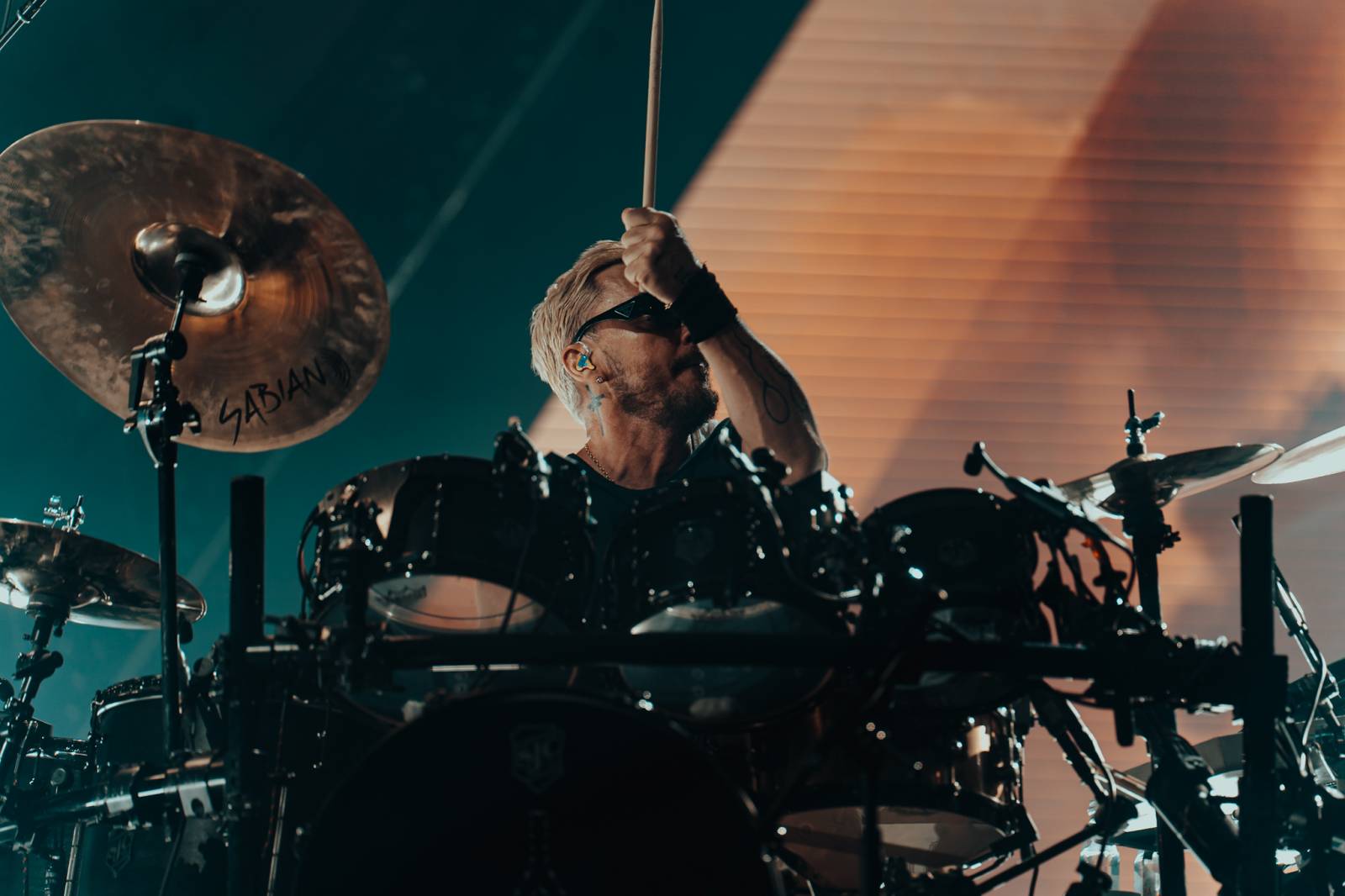 Jareda Leta svlékaly fanynky očima. Thirty Seconds To Mars se po šesti letech vrátili do Prahy