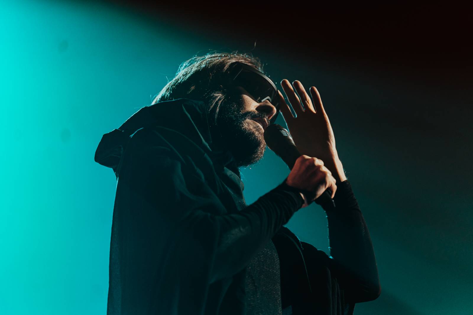 Jareda Leta svlékaly fanynky očima. Thirty Seconds To Mars se po šesti letech vrátili do Prahy