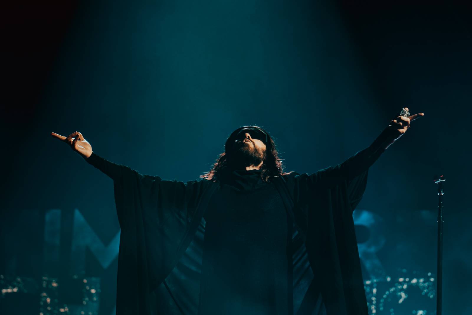 Jareda Leta svlékaly fanynky očima. Thirty Seconds To Mars se po šesti letech vrátili do Prahy