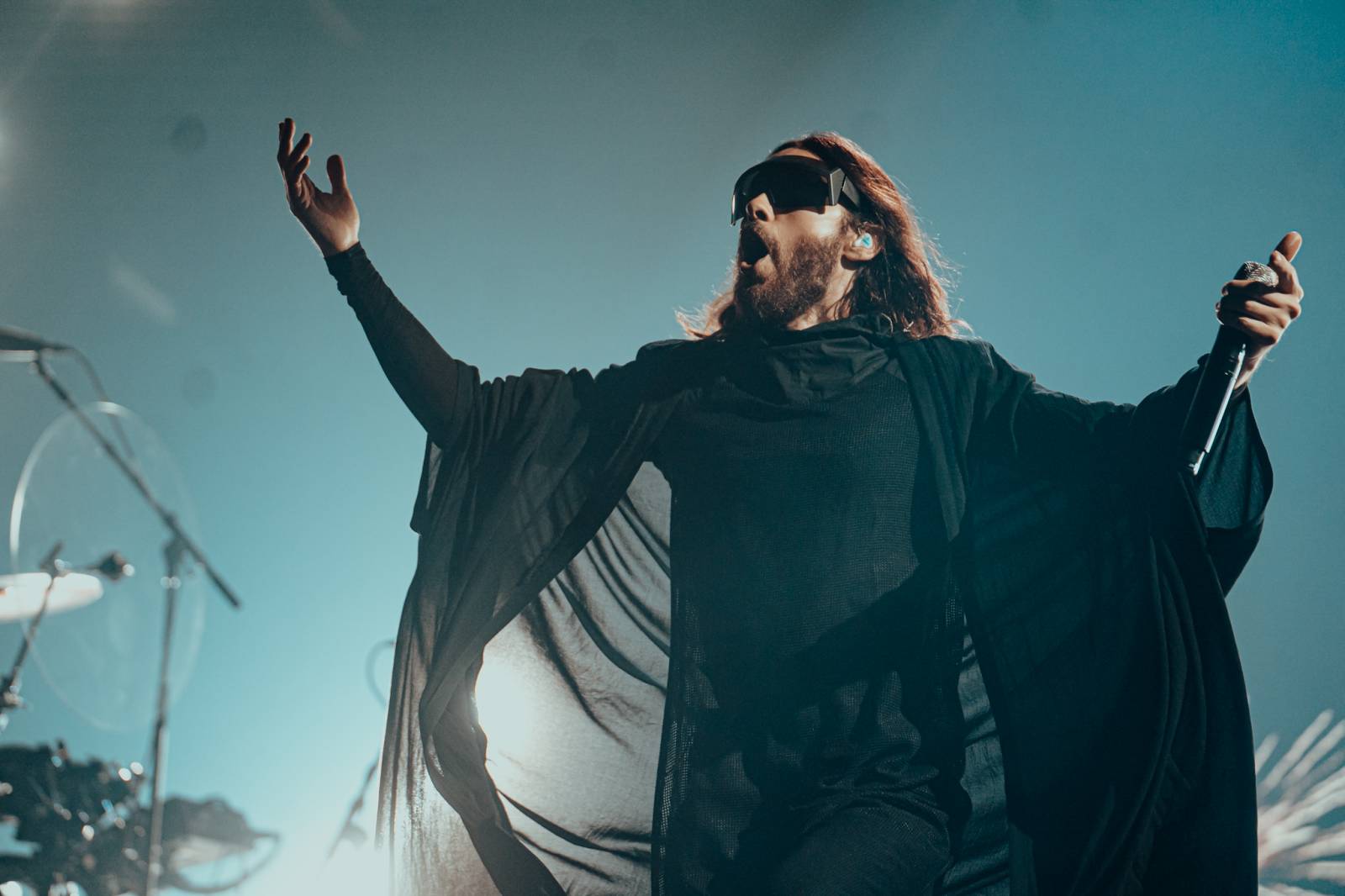 Jareda Leta svlékaly fanynky očima. Thirty Seconds To Mars se po šesti letech vrátili do Prahy