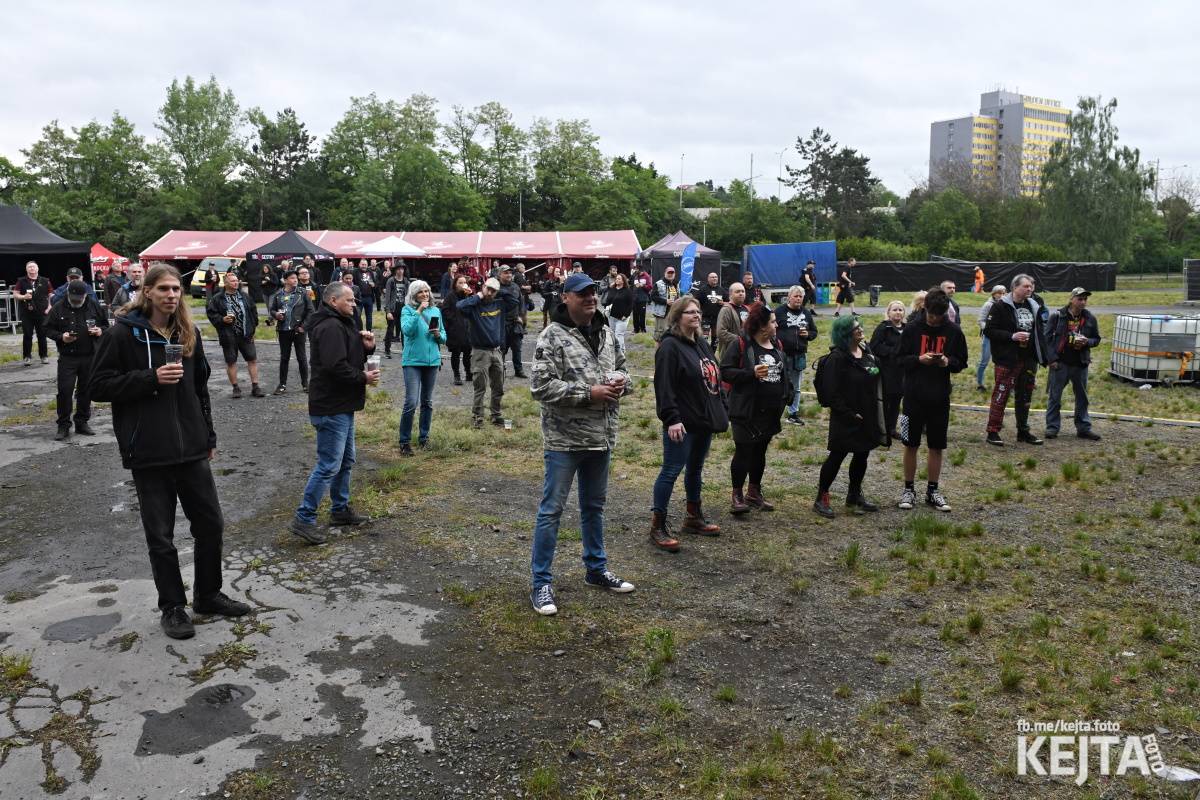 Punk's not dead, vy volové! Tři sestry do Ledáren pozvaly UK Subs, S.P.S. i tribute Plexis