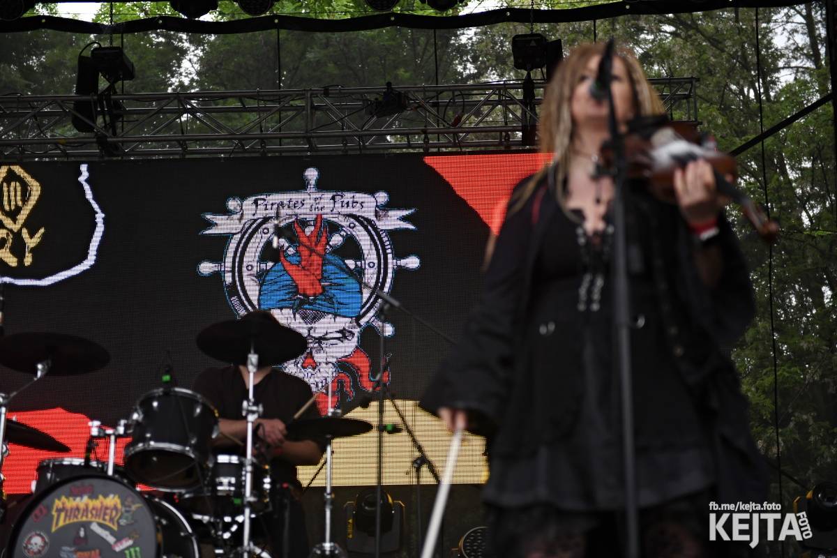 Punk's not dead, vy volové! Tři sestry do Ledáren pozvaly UK Subs, S.P.S. i tribute Plexis